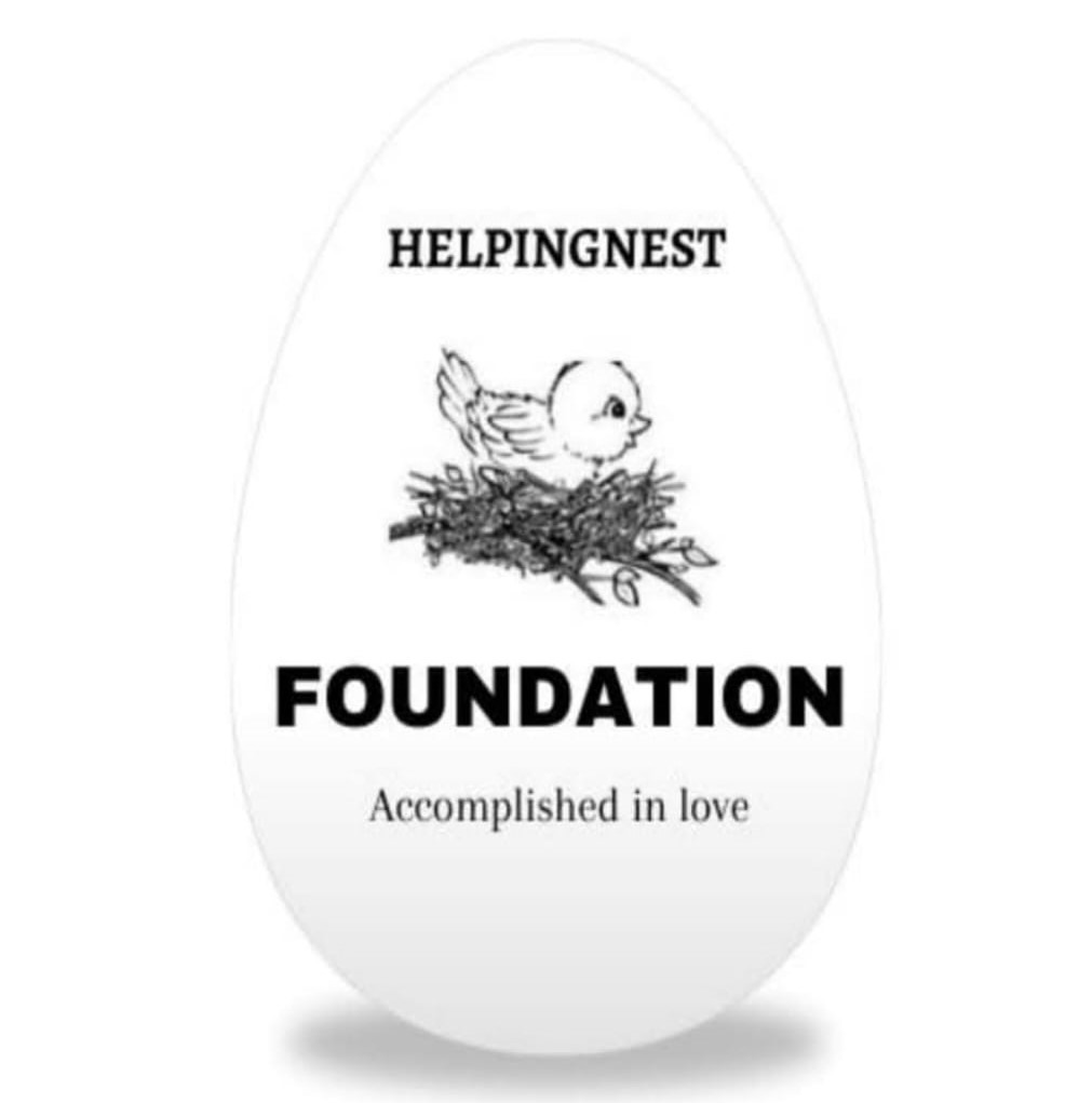 helping nest Logo